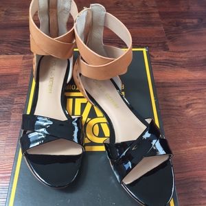 Pour La Victoire Fabia Sandals Size 6.5